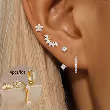 🌸 4-Piece Gold Dainty Flower & Crystal Stud Earring Set – Elegant Mismatched Design